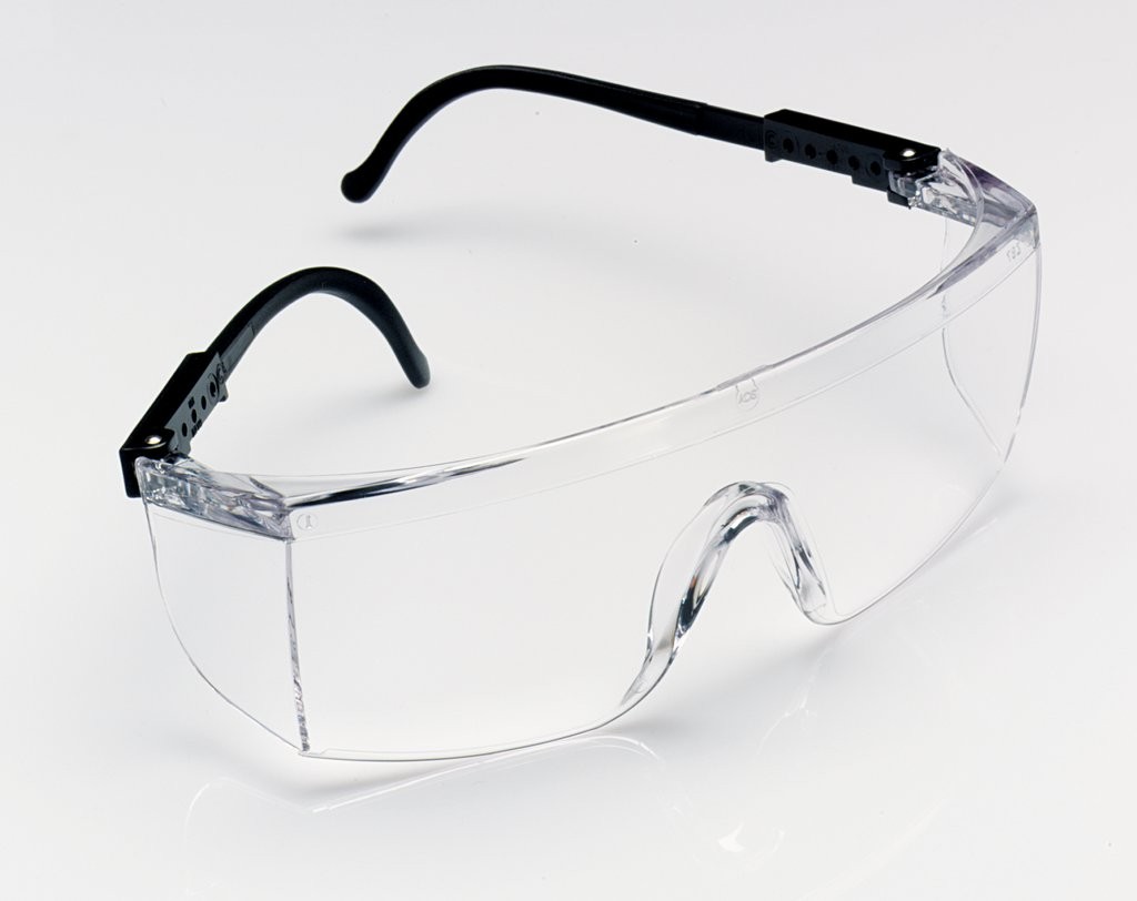 3m™ Seepro Plus™ Fighter Protective Eyewear 15957 00000 100 Clear Lens Black Temple 100 Ea