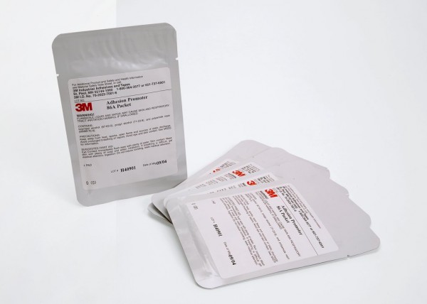 3M™ Adhesion Promoter 86A Transparent, 7 in x 7 in, 5 wipes per packet, 100 packets per case